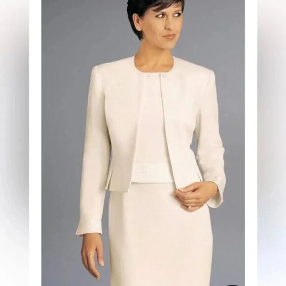 NWT women’s petite DAYMOR COUTURE champagne crop formal beaded jacket size 6 - Picture 1 of 7